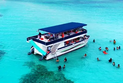 Snorkeling Catamaran Tourin Cozumel